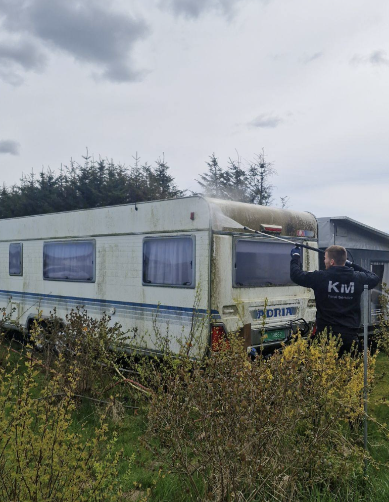 Rens af campingvogne - billede 1